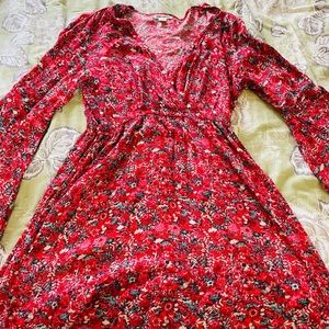 Billabong, long sleeve dress. Size Large